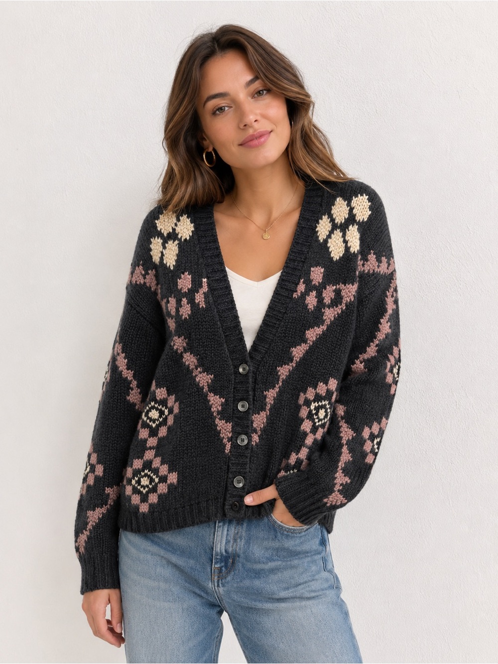 Hand knit vintage 100% woolBlack Floral Pattern V-Neck Button Cardigan Sweater M